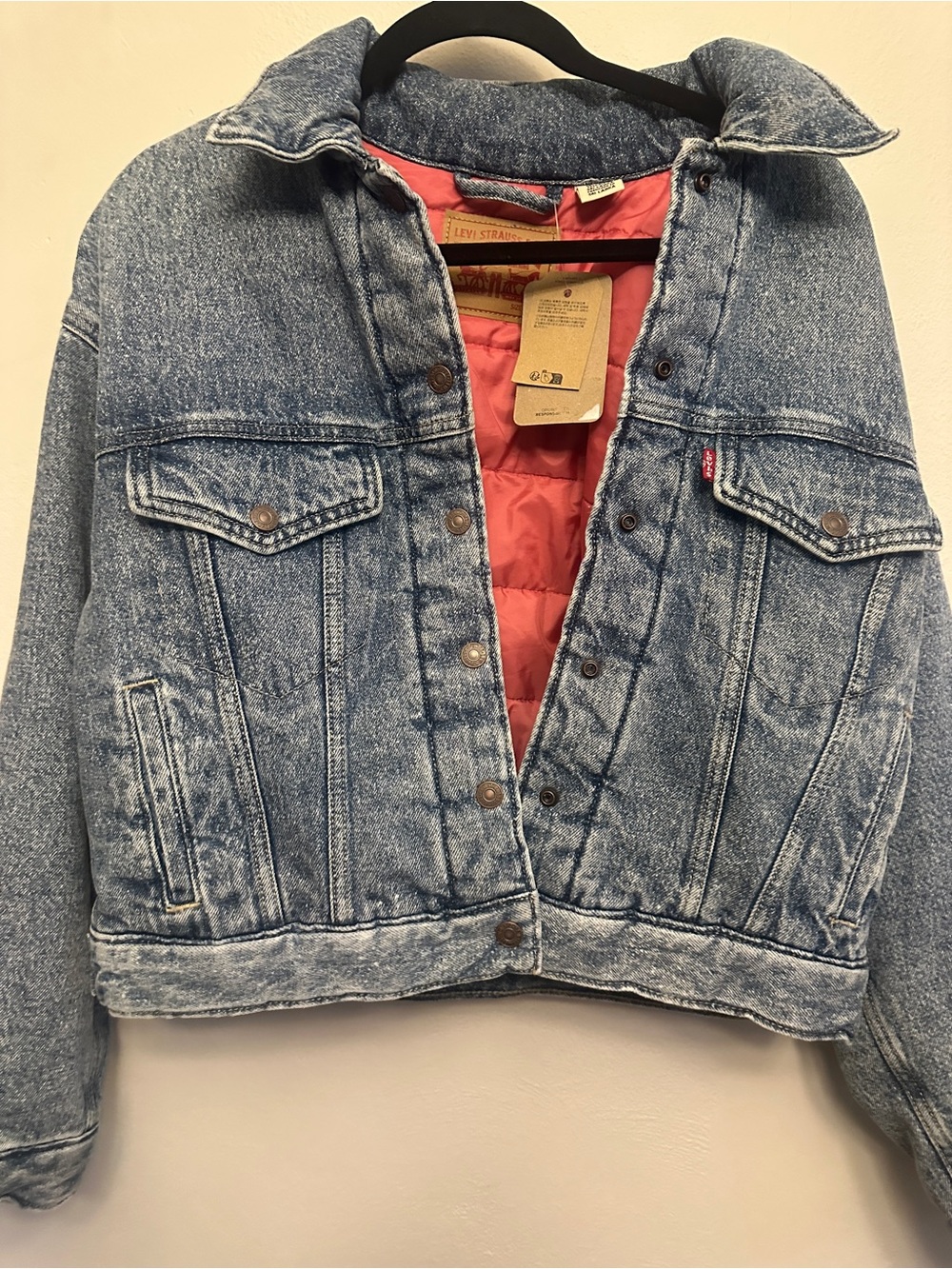 NEW WITH TAGS — Levi’s Puffer-Lined Denim Jacket